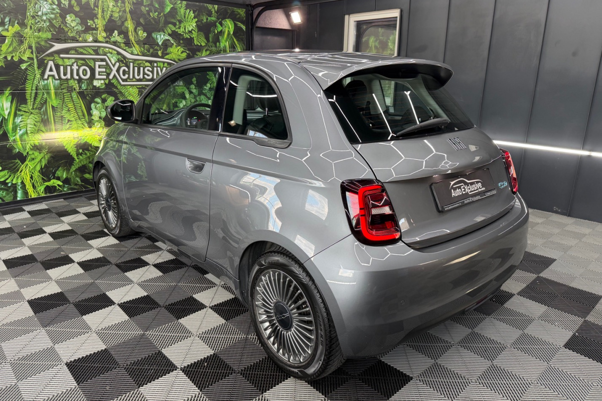Ponuka vozidiel / Fiat 500e - video Ponuka vozidiel / Fiat 500e - video