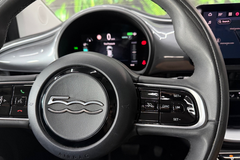 Ponuka vozidiel / Fiat 500e - video Ponuka vozidiel / Fiat 500e - video