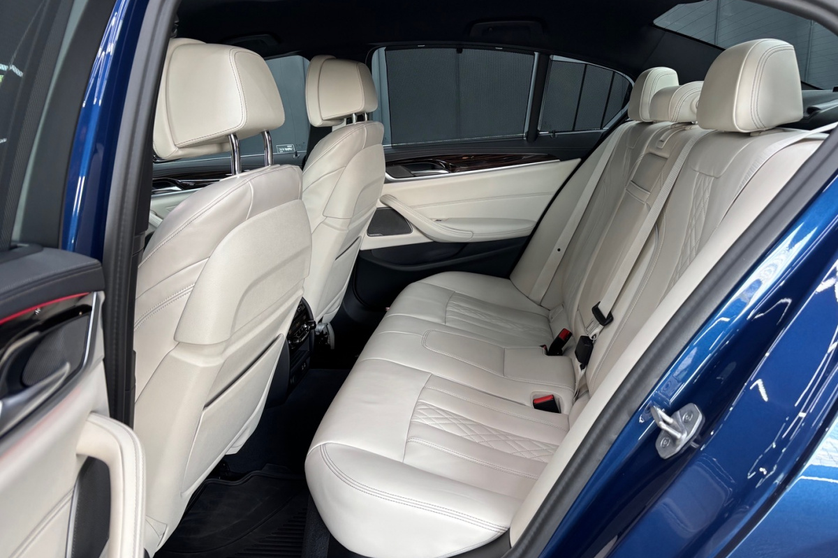 Ponuka vozidiel / BMW Rad 5 540d mHEV xDrive M-PACKET - video Ponuka vozidiel / BMW Rad 5 540d mHEV xDrive M-PACKET - video