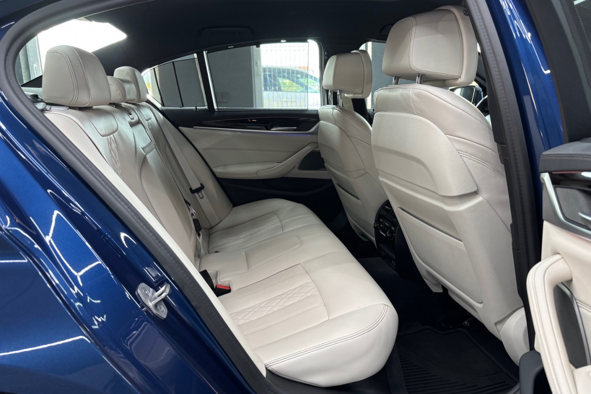 Ponuka vozidiel / BMW Rad 5 540d mHEV xDrive M-PACKET - video Ponuka vozidiel / BMW Rad 5 540d mHEV xDrive M-PACKET - video