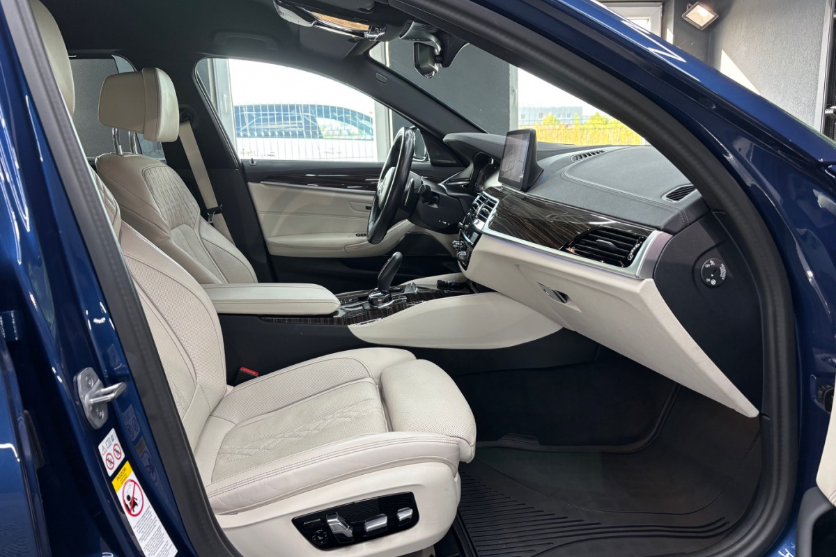 Ponuka vozidiel / BMW Rad 5 540d mHEV xDrive M-PACKET - video Ponuka vozidiel / BMW Rad 5 540d mHEV xDrive M-PACKET - video