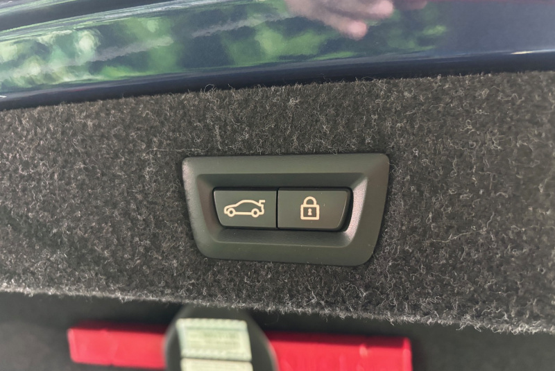 Ponuka vozidiel / BMW Rad 5 540d mHEV xDrive M-PACKET - video Ponuka vozidiel / BMW Rad 5 540d mHEV xDrive M-PACKET - video