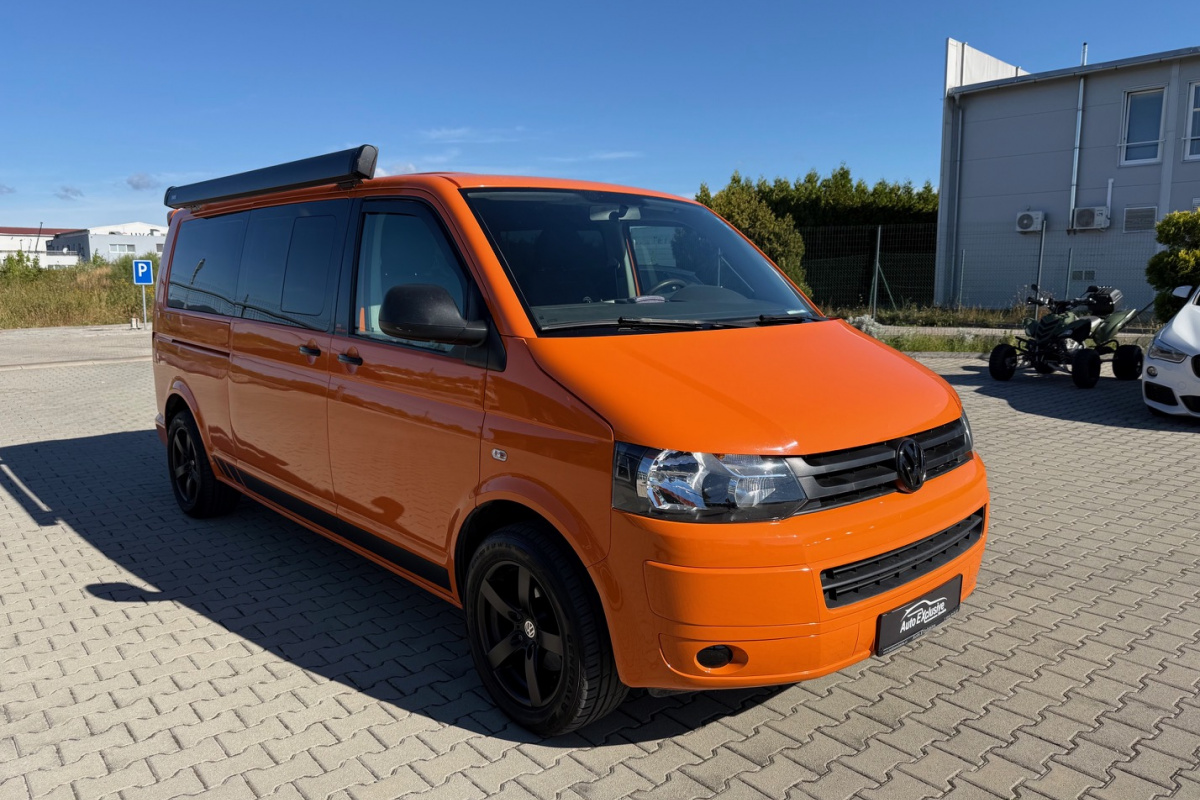 Ponuka vozidiel / Volkswagen T5 Transporter Long 2.0 TDI - video Ponuka vozidiel / Volkswagen T5 Transporter Long 2.0 TDI - video