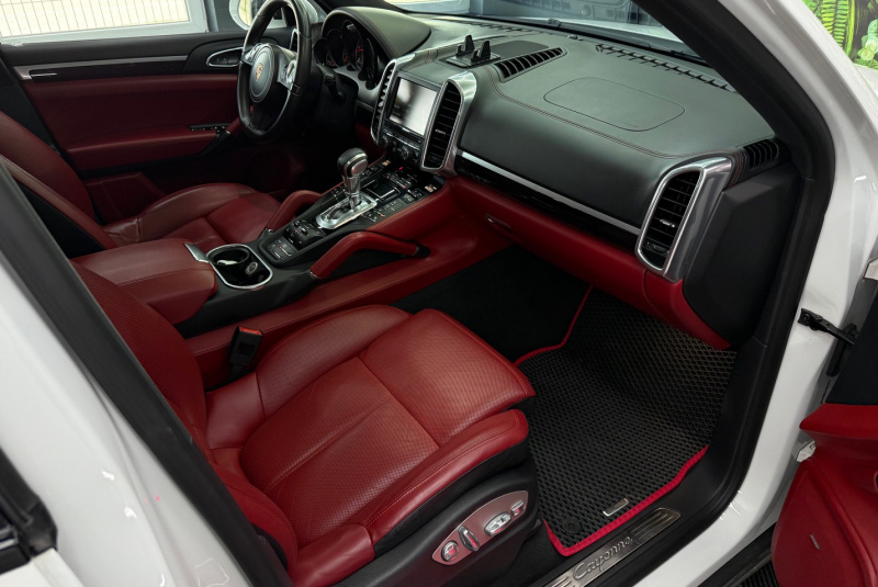 Ponuka vozidiel / Porsche Cayenne Diesel 245k Tiptronic S - video Ponuka vozidiel / Porsche Cayenne Diesel 245k Tiptronic S - video
