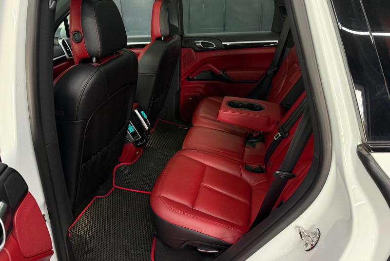 Ponuka vozidiel / Porsche Cayenne Diesel 245k Tiptronic S - video Ponuka vozidiel / Porsche Cayenne Diesel 245k Tiptronic S - video