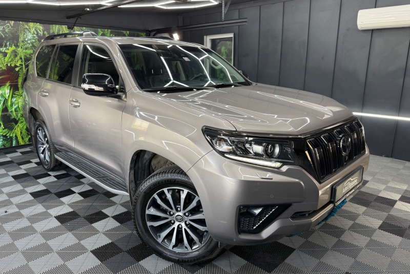 Ponuka vozidiel / Toyota Land Cruiser 2.8 D-4D 204 Executive A/T 4x4 - video Ponuka vozidiel / Toyota Land Cruiser 2.8 D-4D 204 Executive A/T 4x4 - video