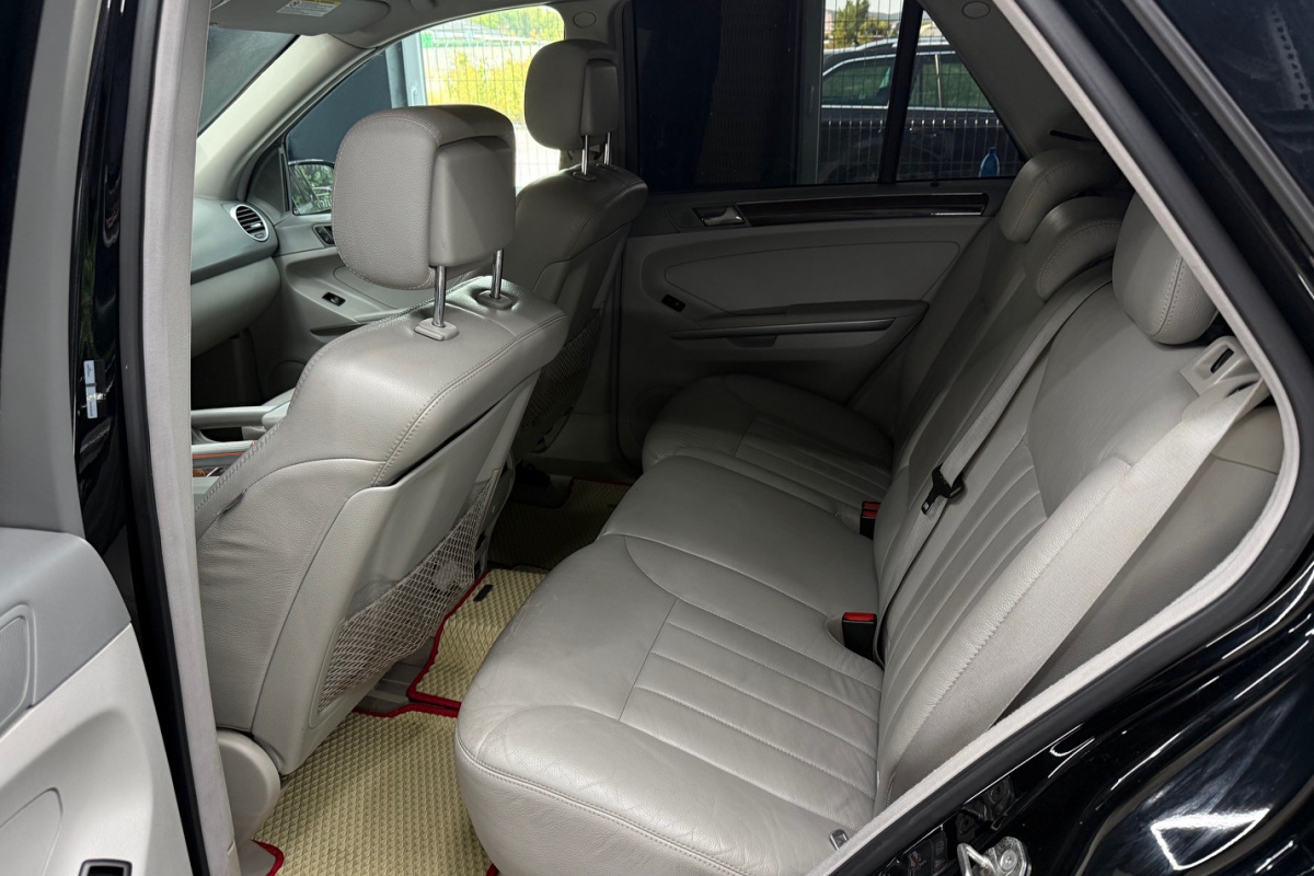 Ponuka vozidiel / Mercedes-Benz ML 280 CDI - video Ponuka vozidiel / Mercedes-Benz ML 280 CDI - video