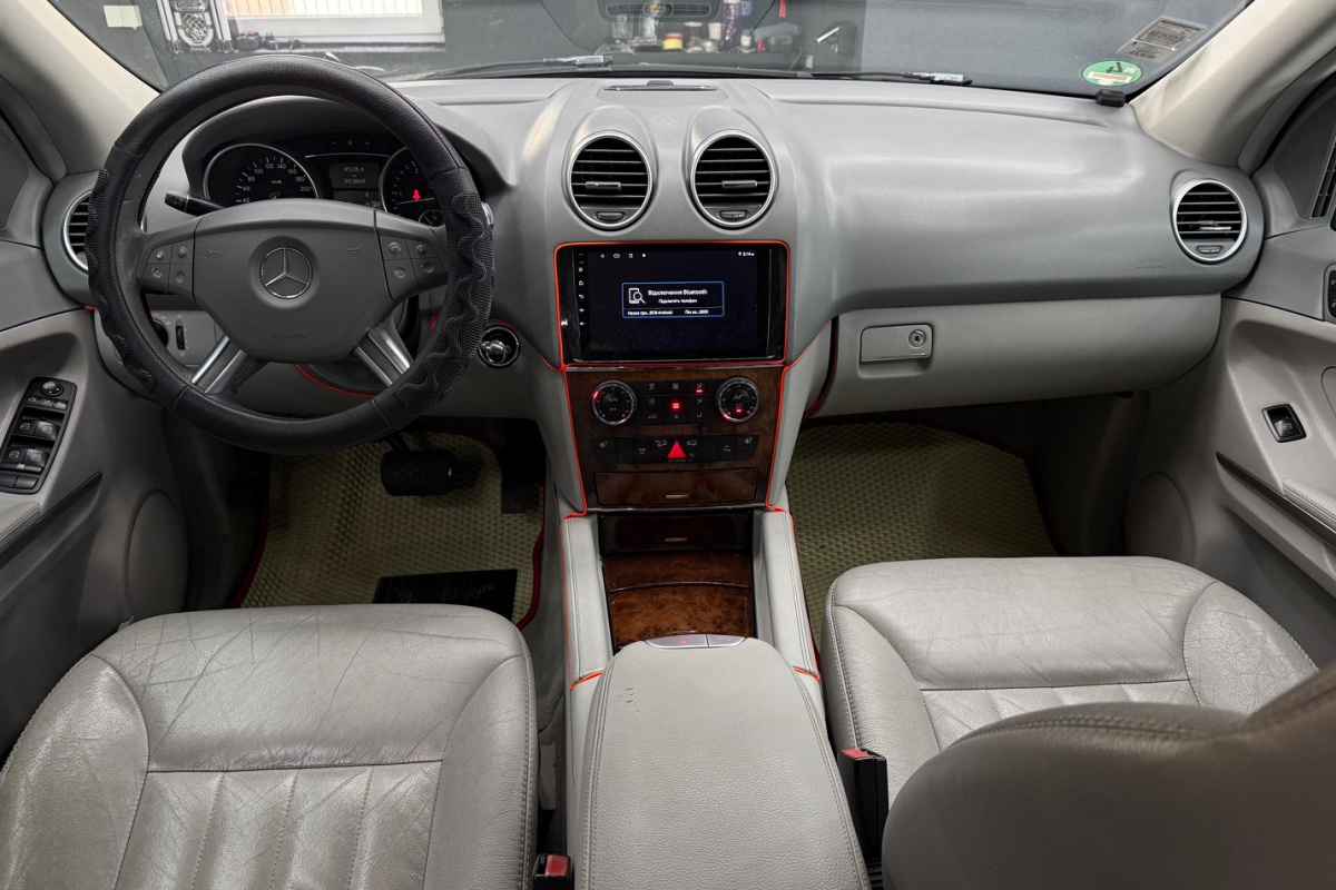 Ponuka vozidiel / Mercedes-Benz ML 280 CDI - video Ponuka vozidiel / Mercedes-Benz ML 280 CDI - video
