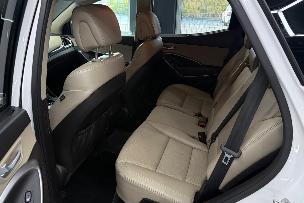 Ponuka vozidiel / Hyundai Santa Fe 2.2 CRDi VGT 4x4 Premium A/T - video Ponuka vozidiel / Hyundai Santa Fe 2.2 CRDi VGT 4x4 Premium A/T - video