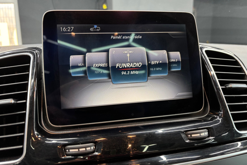 Ponuka vozidiel / Mercedes-Benz GLE Kupé 350d 4matic A/T - video Ponuka vozidiel / Mercedes-Benz GLE Kupé 350d 4matic A/T - video