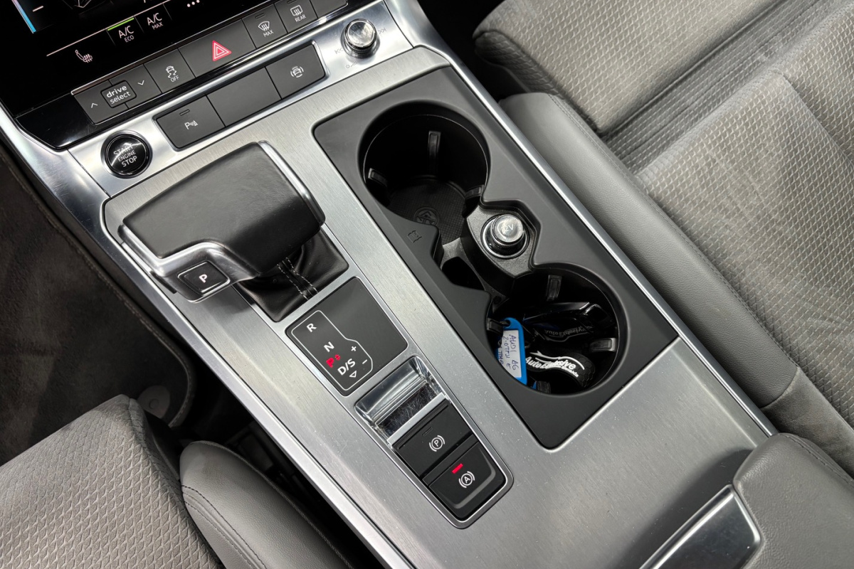 Ponuka vozidiel / Audi A6 55 TFSI e PHEV QUATTRO S-LINE - video Ponuka vozidiel / Audi A6 55 TFSI e PHEV QUATTRO S-LINE - video