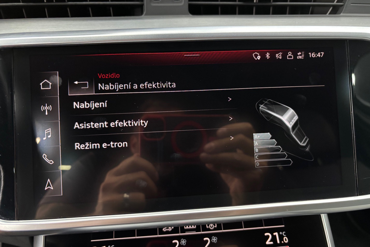 Ponuka vozidiel / Audi A6 55 TFSI e PHEV QUATTRO S-LINE - video Ponuka vozidiel / Audi A6 55 TFSI e PHEV QUATTRO S-LINE - video
