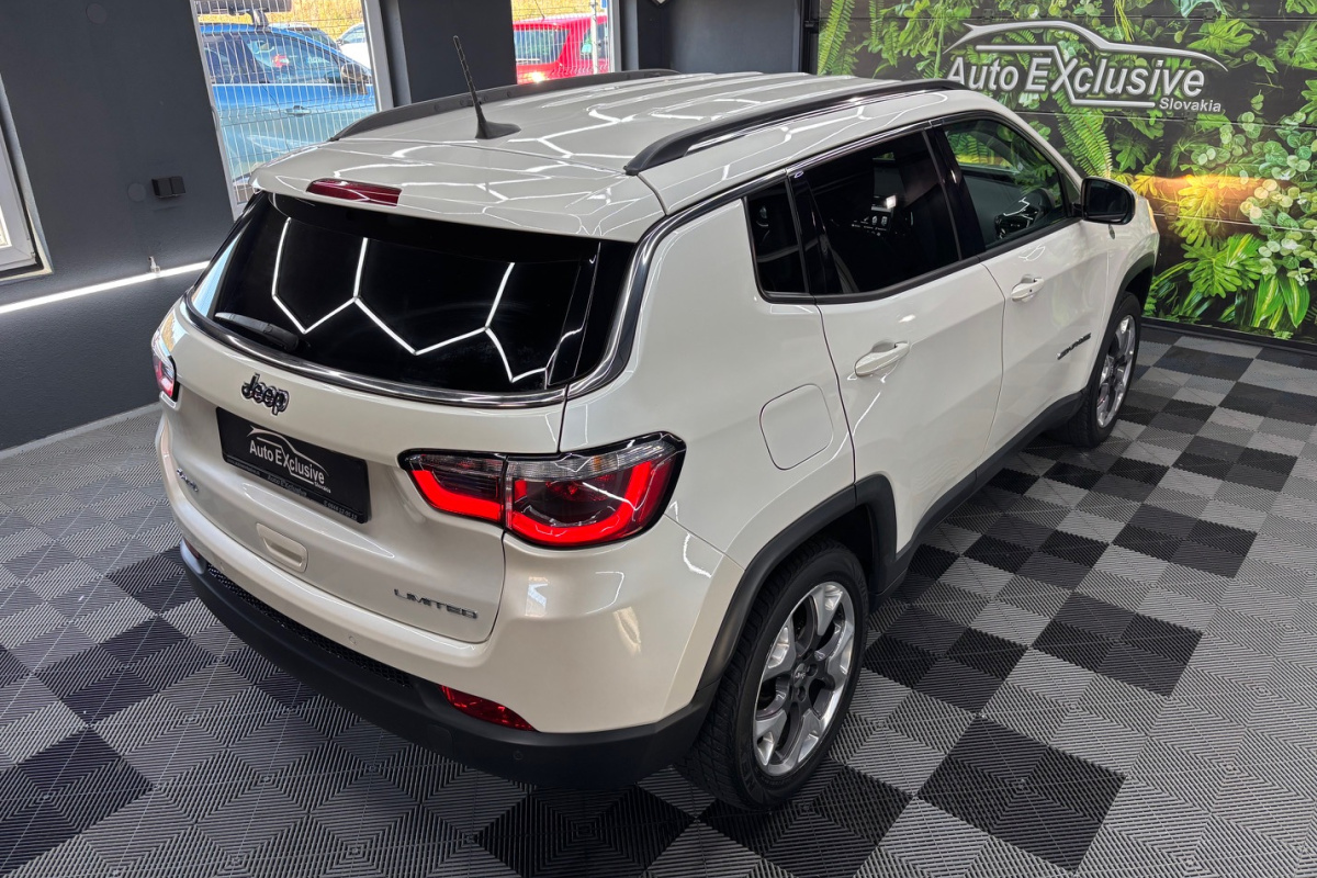 Ponuka vozidiel / Jeep Compass 2.0L MJet 140 4WD Limited A/T - video Ponuka vozidiel / Jeep Compass 2.0L MJet 140 4WD Limited A/T - video