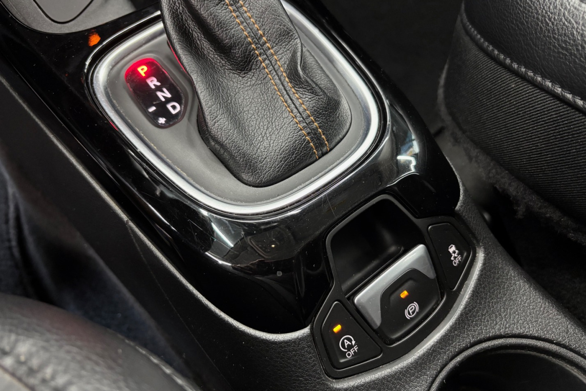 Ponuka vozidiel / Jeep Compass 2.0L MJet 140 4WD Limited A/T - video Ponuka vozidiel / Jeep Compass 2.0L MJet 140 4WD Limited A/T - video
