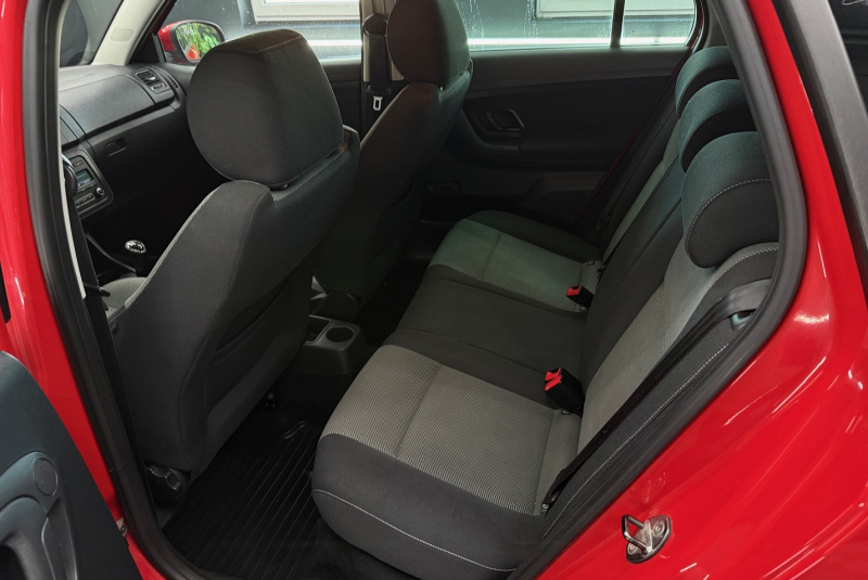 Ponuka vozidiel / Škoda Fabia Combi 1.2 HTP 12V Elegance - video Ponuka vozidiel / Škoda Fabia Combi 1.2 HTP 12V Elegance - video