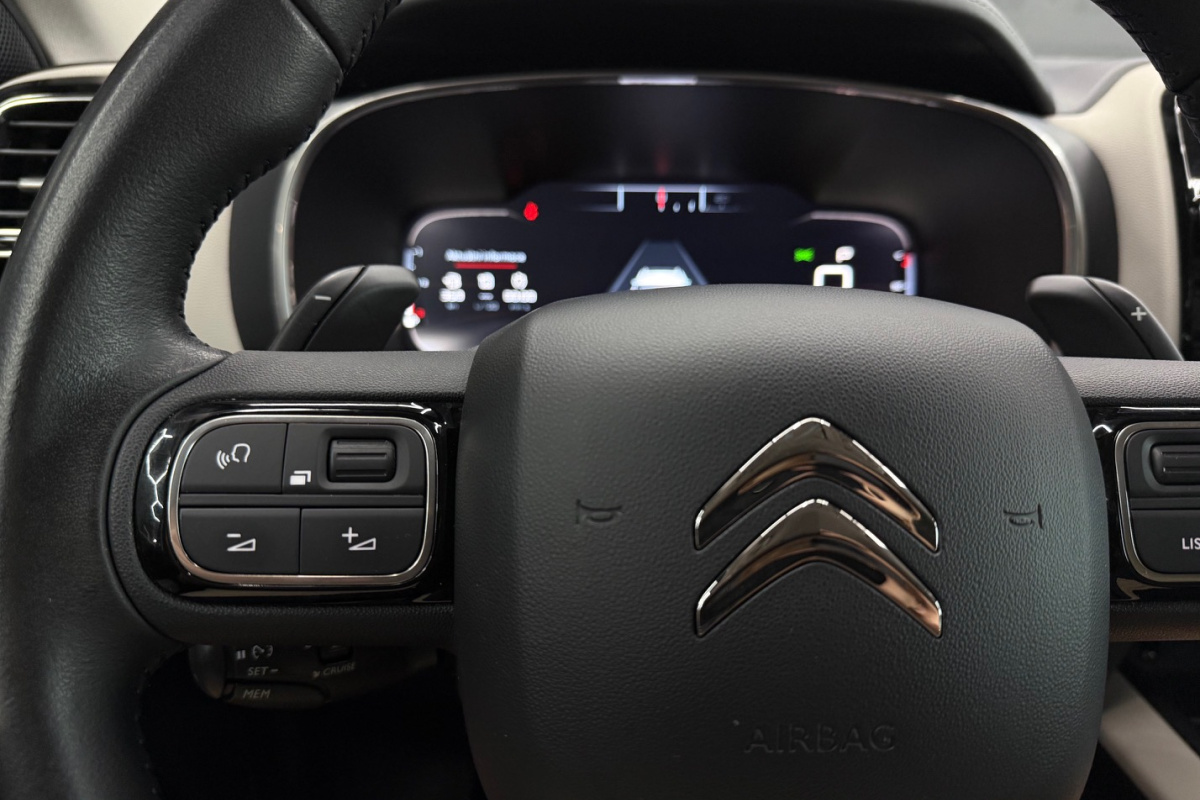 Ponuka vozidiel / Citroën C5 Aircross 1.5 BlueHDi 130 S S SHINE AUTOMAT - video Ponuka vozidiel / Citroën C5 Aircross 1.5 BlueHDi 130 S S SHINE AUTOMAT - video