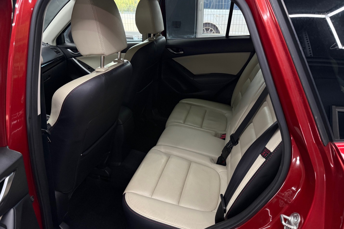 Ponuka vozidiel / Mazda CX-5 2.2 Skyactiv-D 175k AWD Revolution A/T - video Ponuka vozidiel / Mazda CX-5 2.2 Skyactiv-D 175k AWD Revolution A/T - video