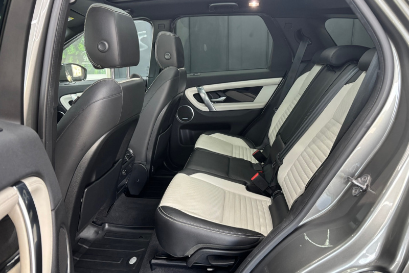 Ponuka vozidiel / Land Rover Discovery Sport 2.0D SD4 R-Dynamic SE AWD A/T - video Ponuka vozidiel / Land Rover Discovery Sport 2.0D SD4 R-Dynamic SE AWD A/T - video