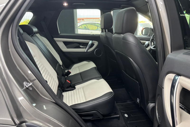 Ponuka vozidiel / Land Rover Discovery Sport 2.0D SD4 R-Dynamic SE AWD A/T - video Ponuka vozidiel / Land Rover Discovery Sport 2.0D SD4 R-Dynamic SE AWD A/T - video