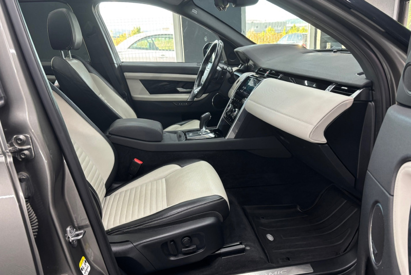 Ponuka vozidiel / Land Rover Discovery Sport 2.0D SD4 R-Dynamic SE AWD A/T - video Ponuka vozidiel / Land Rover Discovery Sport 2.0D SD4 R-Dynamic SE AWD A/T - video