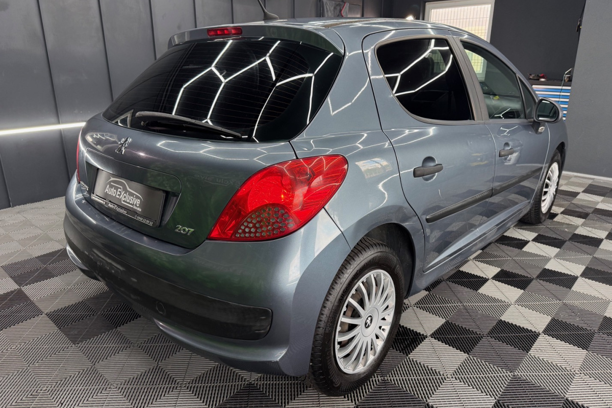Ponuka vozidiel / Peugeot 207 1.4e Slovakia - video Ponuka vozidiel / Peugeot 207 1.4e Slovakia - video