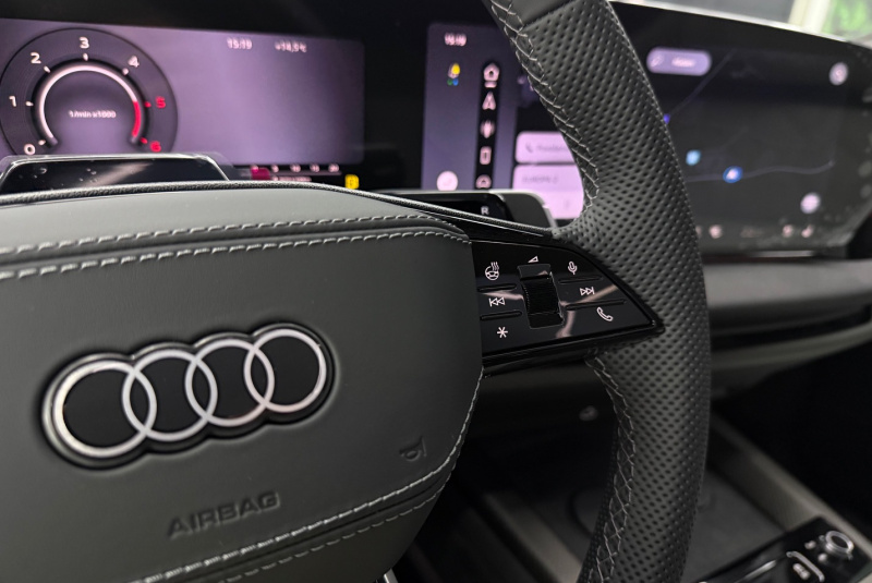 Ponuka vozidiel / Audi Q7 3.0 TDI S-Line quattro Signature Edition - video Ponuka vozidiel / Audi Q7 3.0 TDI S-Line quattro Signature Edition - video