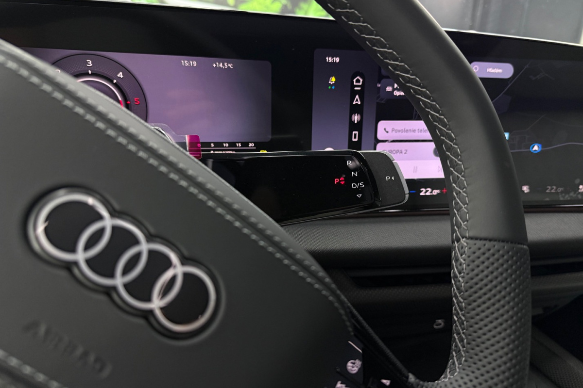 Ponuka vozidiel / Audi Q7 3.0 TDI S-Line quattro Signature Edition - video Ponuka vozidiel / Audi Q7 3.0 TDI S-Line quattro Signature Edition - video