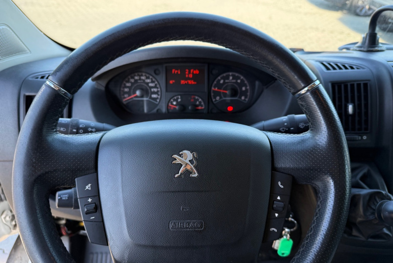Ponuka vozidiel / Peugeot Boxer 2.0 BlueHDi 160k 335 L3 - video Ponuka vozidiel / Peugeot Boxer 2.0 BlueHDi 160k 335 L3 - video