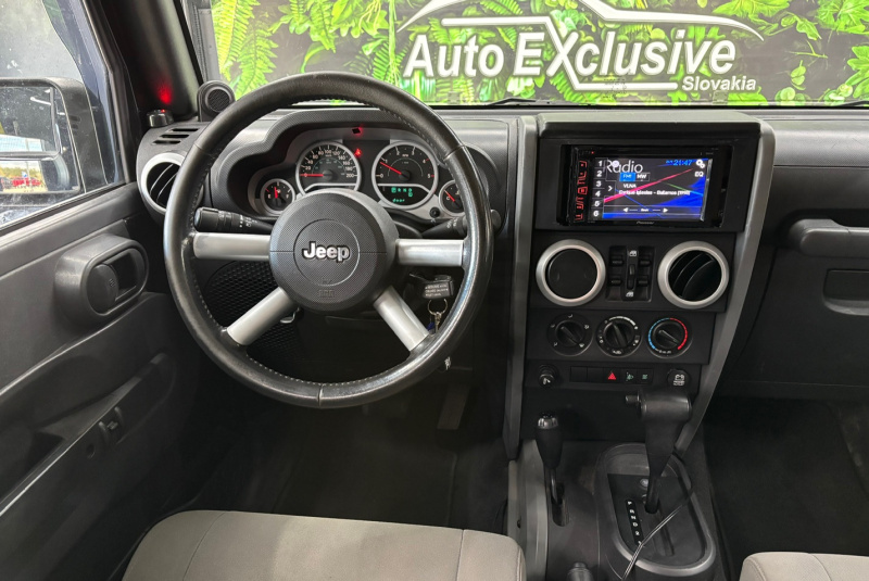 Ponuka vozidiel / Jeep Wrangler 2.8 CRD SAHARA LIMITED A/T - video Ponuka vozidiel / Jeep Wrangler 2.8 CRD SAHARA LIMITED A/T - video