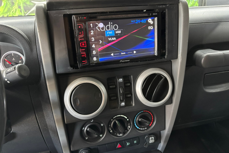Ponuka vozidiel / Jeep Wrangler 2.8 CRD SAHARA LIMITED A/T - video Ponuka vozidiel / Jeep Wrangler 2.8 CRD SAHARA LIMITED A/T - video