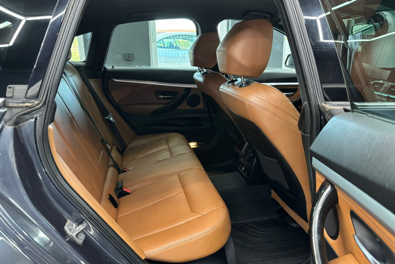 Ponuka vozidiel / BMW Rad 3 GT 330d xDrive Luxury Line - video Ponuka vozidiel / BMW Rad 3 GT 330d xDrive Luxury Line - video