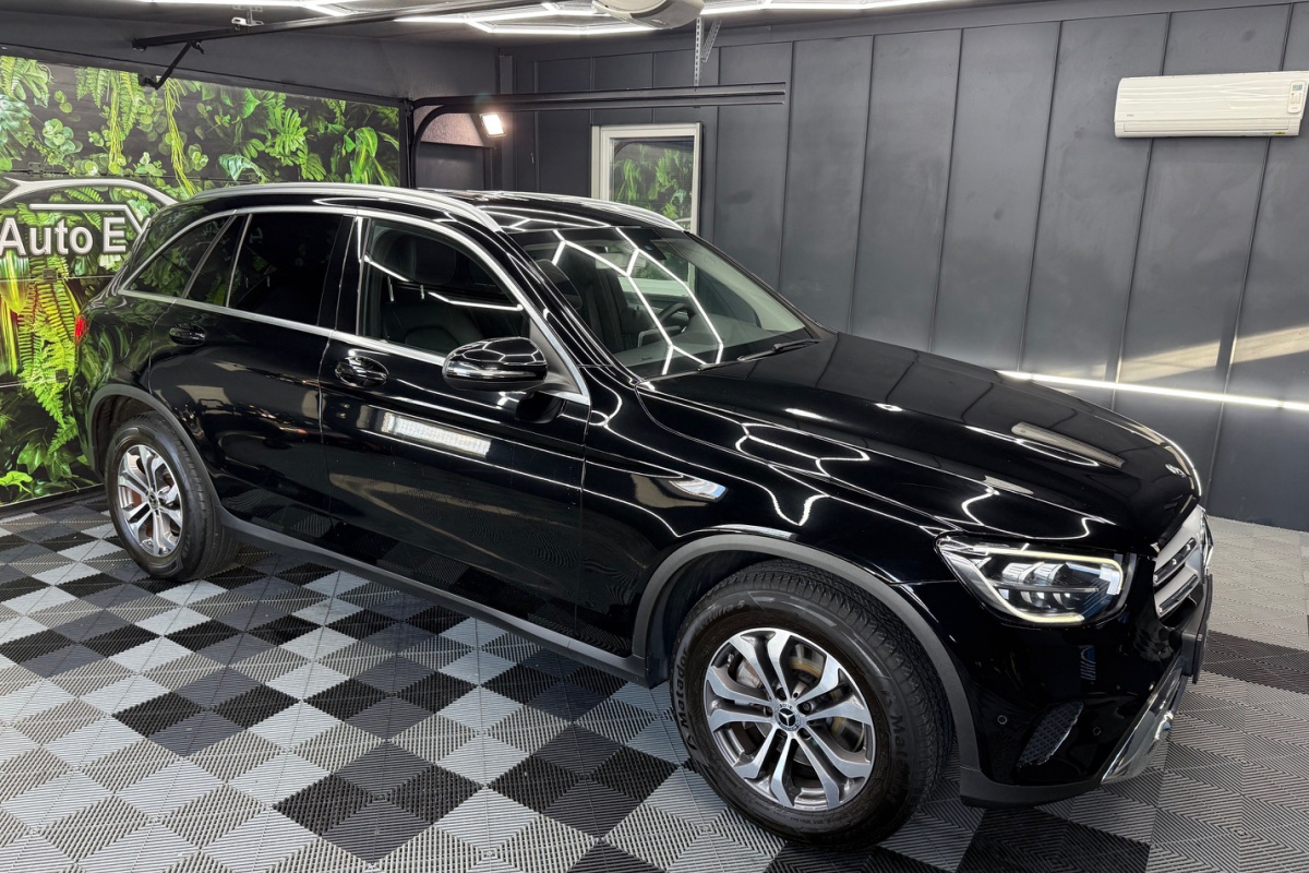 Ponuka vozidiel / Mercedes-Benz GLC SUV 200 A/T - video Ponuka vozidiel / Mercedes-Benz GLC SUV 200 A/T - video