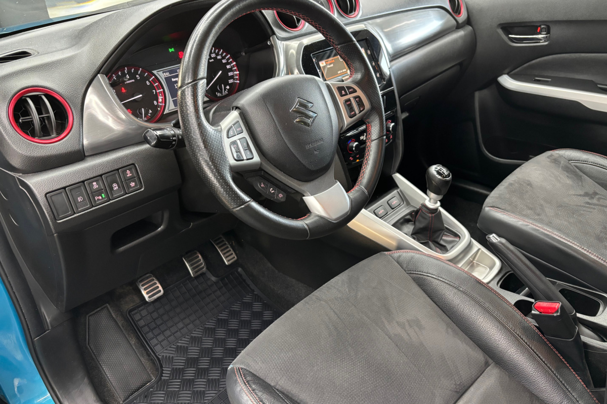 Ponuka vozidiel / Suzuki Vitara S 1.4 BoosterJet 2WD - video Ponuka vozidiel / Suzuki Vitara S 1.4 BoosterJet 2WD - video