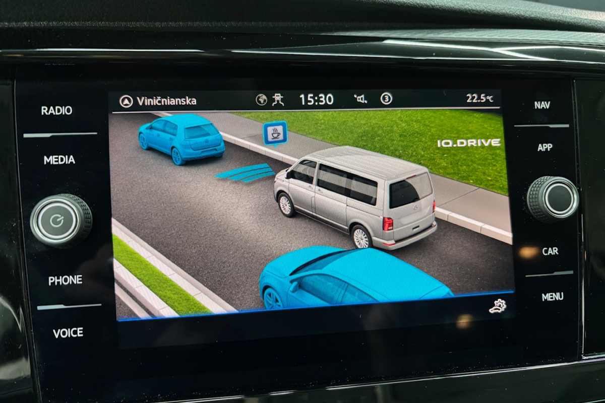 Ponuka vozidiel / Volkswagen California 2.0 TDI 150k BEACH EDITION AUTOMAT - video Ponuka vozidiel / Volkswagen California 2.0 TDI 150k BEACH EDITION AUTOMAT - video