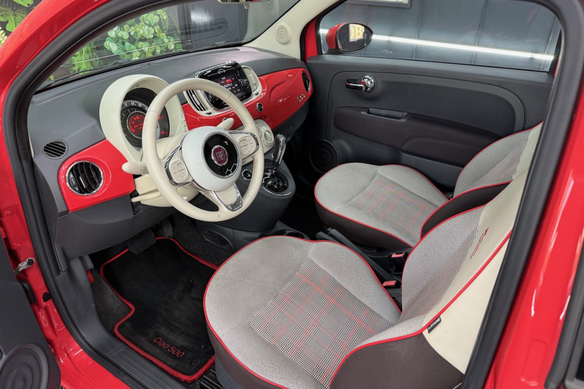 Ponuka vozidiel / Fiat 500 1.2 A/T - video Ponuka vozidiel / Fiat 500 1.2 A/T - video