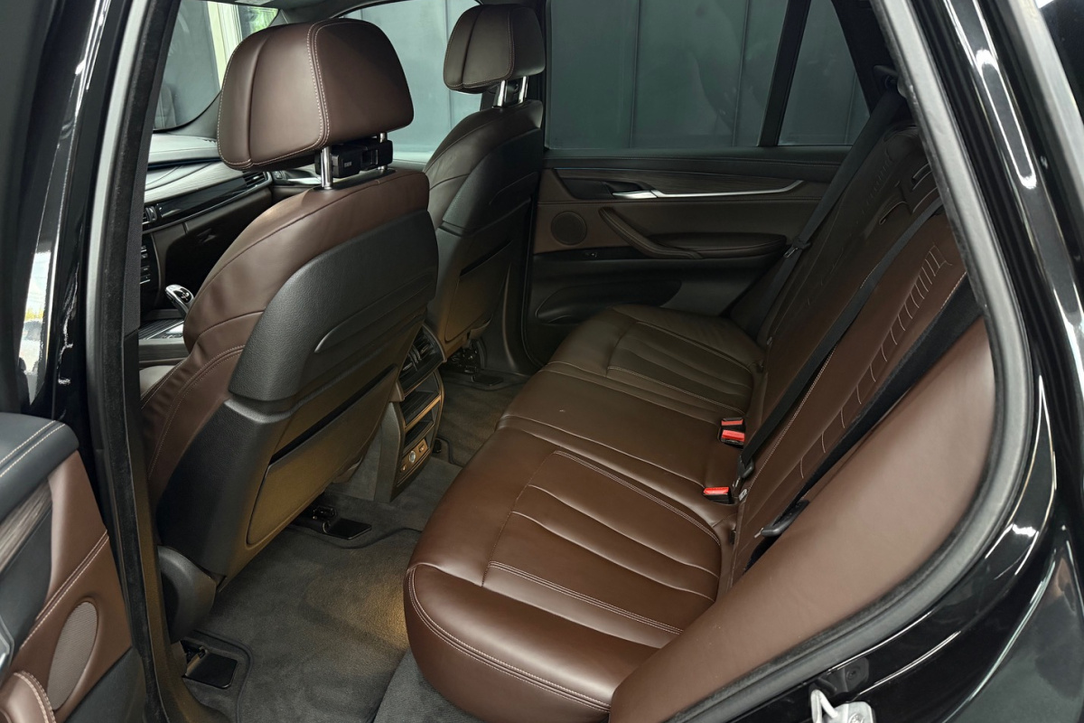 Ponuka vozidiel / BMW X5 xDrive30d A/T - video Ponuka vozidiel / BMW X5 xDrive30d A/T - video