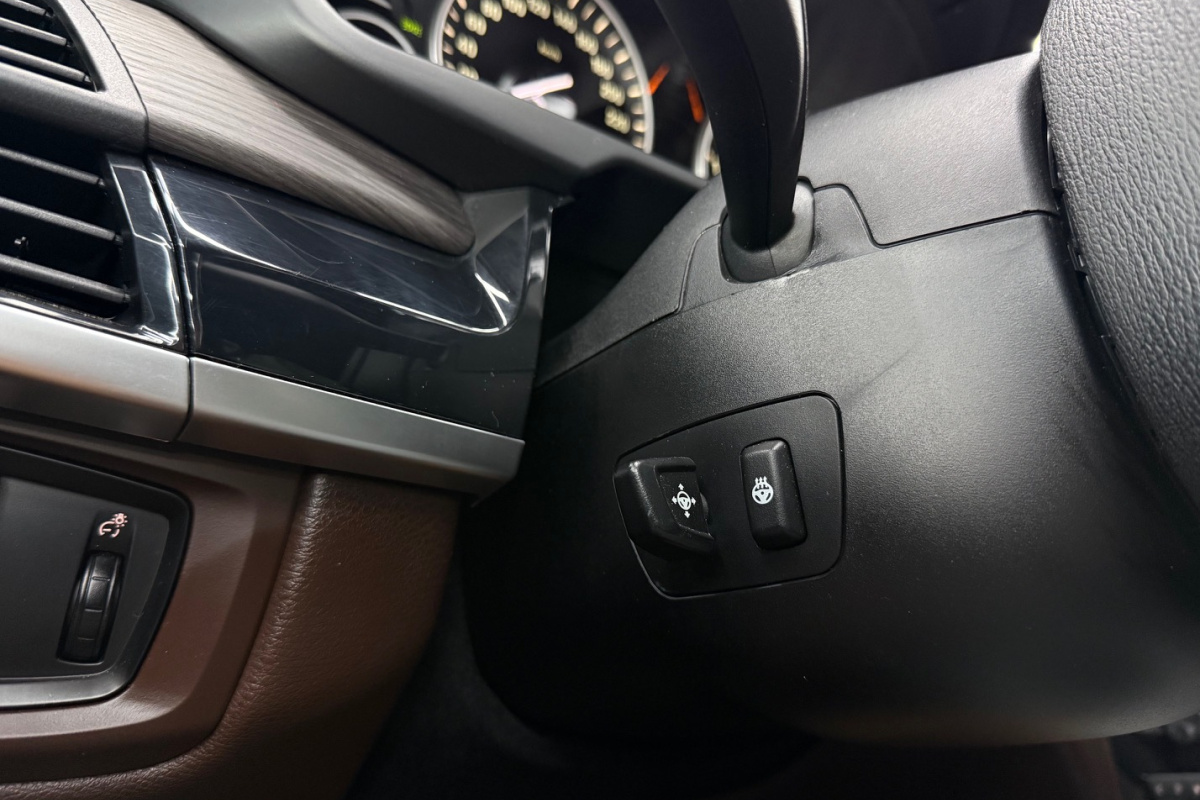 Ponuka vozidiel / BMW X5 xDrive30d A/T - video Ponuka vozidiel / BMW X5 xDrive30d A/T - video