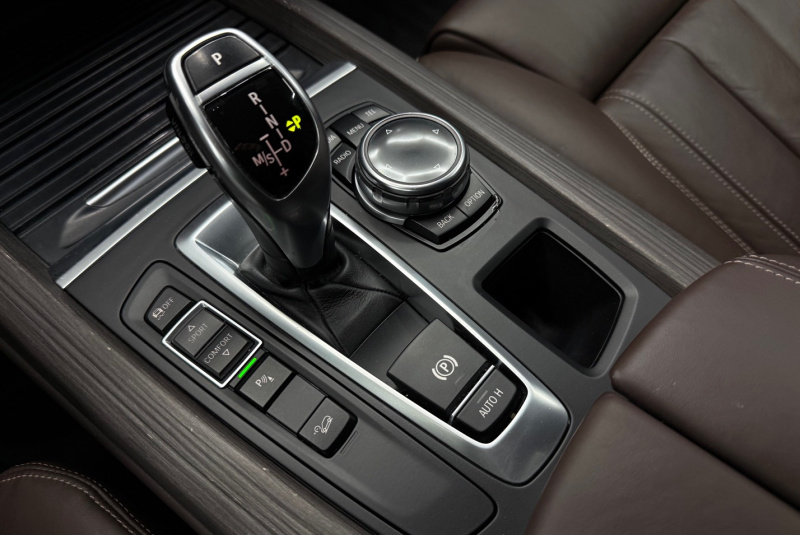 Ponuka vozidiel / BMW X5 xDrive30d A/T - video Ponuka vozidiel / BMW X5 xDrive30d A/T - video