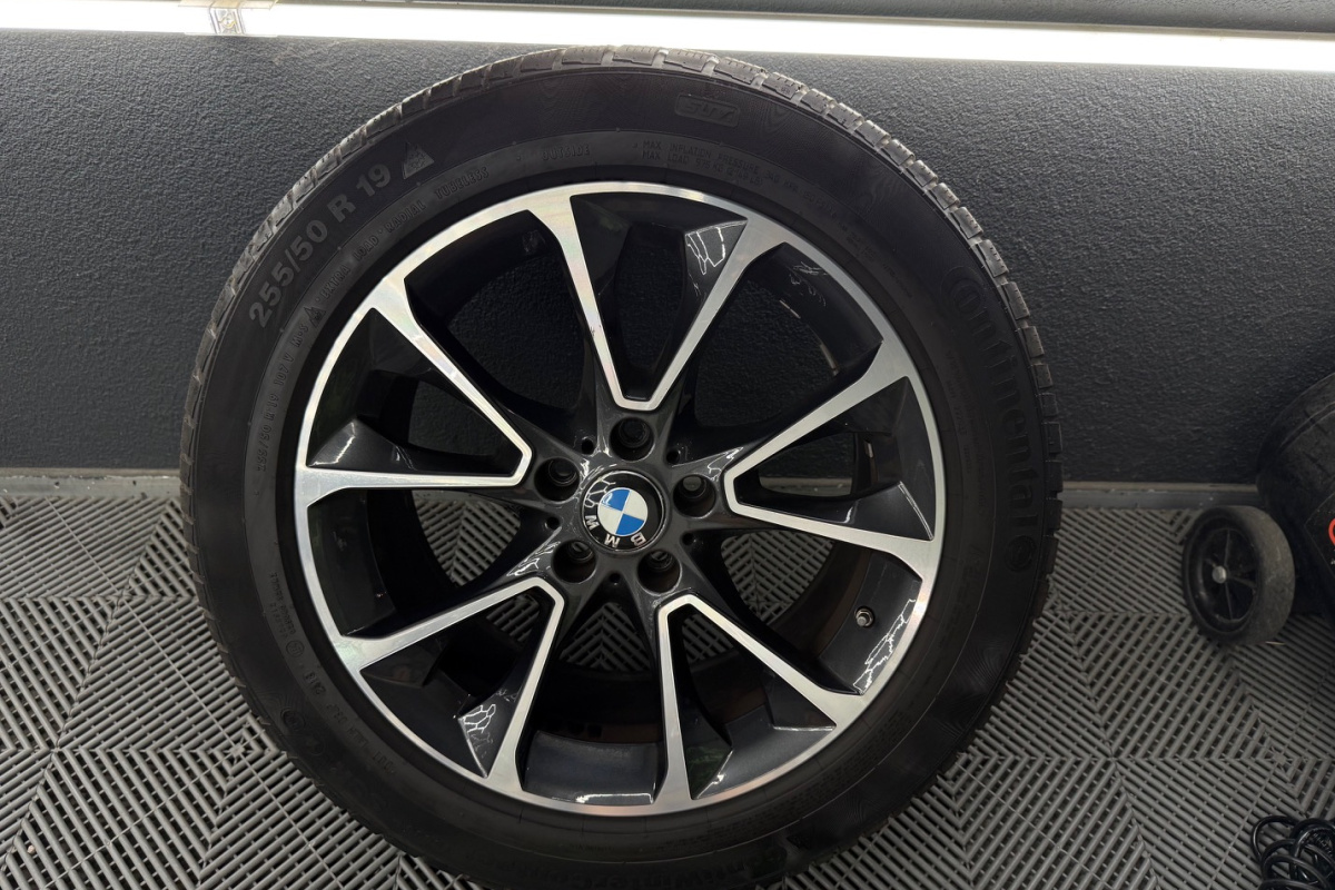 Ponuka vozidiel / BMW X5 xDrive30d A/T - video Ponuka vozidiel / BMW X5 xDrive30d A/T - video