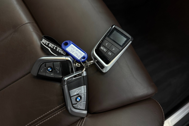 Ponuka vozidiel / BMW X5 xDrive30d A/T - video Ponuka vozidiel / BMW X5 xDrive30d A/T - video