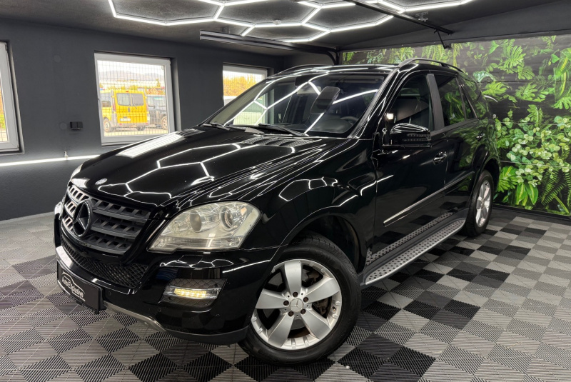Ponuka vozidiel / Mercedes-Benz ML 500 4MATIC V8 5.0 - video Ponuka vozidiel / Mercedes-Benz ML 500 4MATIC V8 5.0 - video