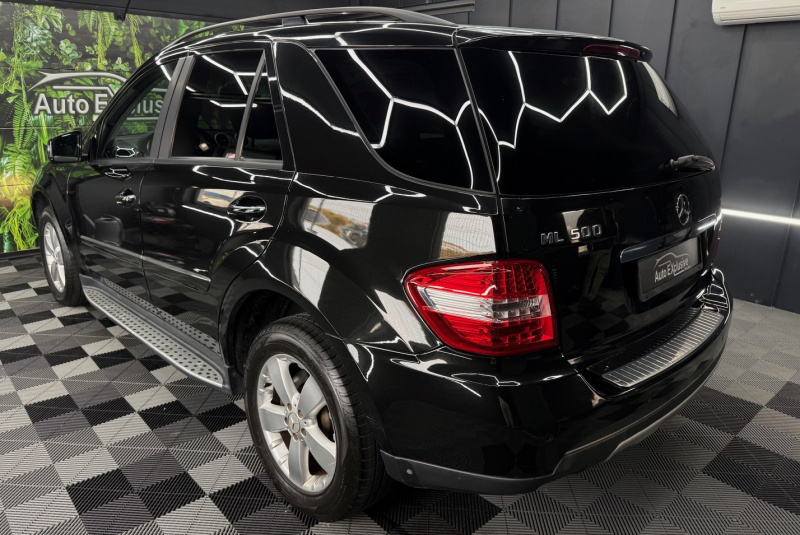 Ponuka vozidiel / Mercedes-Benz ML 500 4MATIC V8 5.0 - video Ponuka vozidiel / Mercedes-Benz ML 500 4MATIC V8 5.0 - video