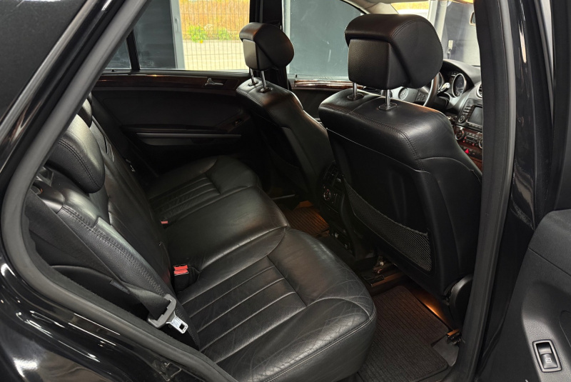 Ponuka vozidiel / Mercedes-Benz ML 500 4MATIC V8 5.0 - video Ponuka vozidiel / Mercedes-Benz ML 500 4MATIC V8 5.0 - video