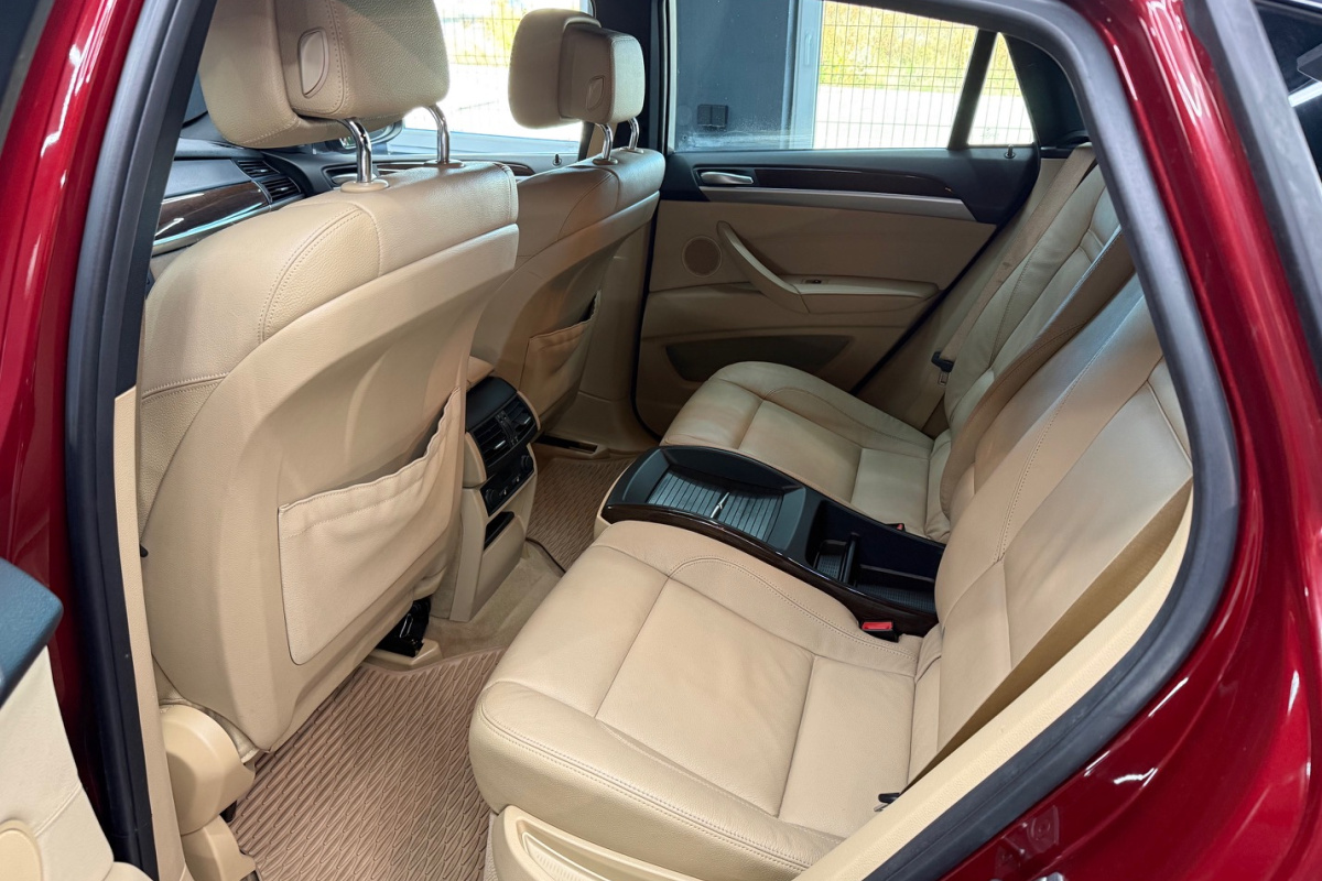 Ponuka vozidiel / BMW X6 xDrive 30d 245k - video Ponuka vozidiel / BMW X6 xDrive 30d 245k - video