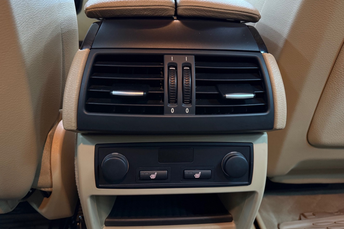 Ponuka vozidiel / BMW X6 xDrive 30d 245k - video Ponuka vozidiel / BMW X6 xDrive 30d 245k - video