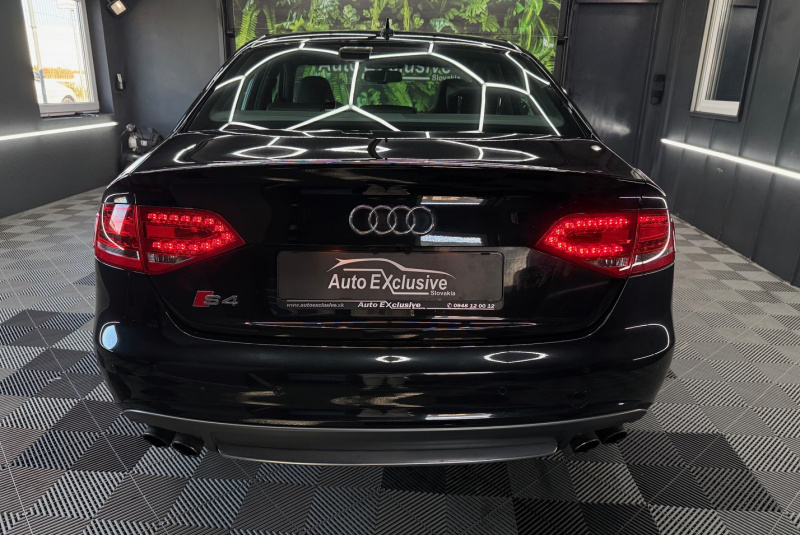 Ponuka vozidiel / Audi S4 3.0T FSI V6 quattro S-tronic - video Ponuka vozidiel / Audi S4 3.0T FSI V6 quattro S-tronic - video