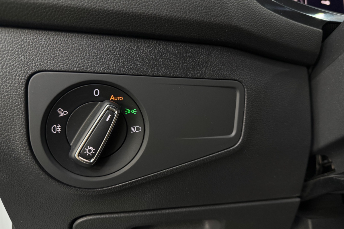 Ponuka vozidiel / Volkswagen Tiguan Allspace 2.0 TSI OPF 4Motion R-Line DSG - video Ponuka vozidiel / Volkswagen Tiguan Allspace 2.0 TSI OPF 4Motion R-Line DSG - video