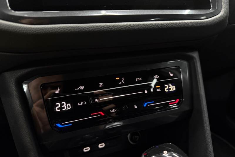 Ponuka vozidiel / Volkswagen Tiguan Allspace 2.0 TSI OPF 4Motion R-Line DSG - video Ponuka vozidiel / Volkswagen Tiguan Allspace 2.0 TSI OPF 4Motion R-Line DSG - video