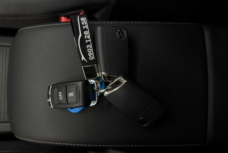 Ponuka vozidiel / Volkswagen Tiguan Allspace 2.0 TSI OPF 4Motion R-Line DSG - video Ponuka vozidiel / Volkswagen Tiguan Allspace 2.0 TSI OPF 4Motion R-Line DSG - video