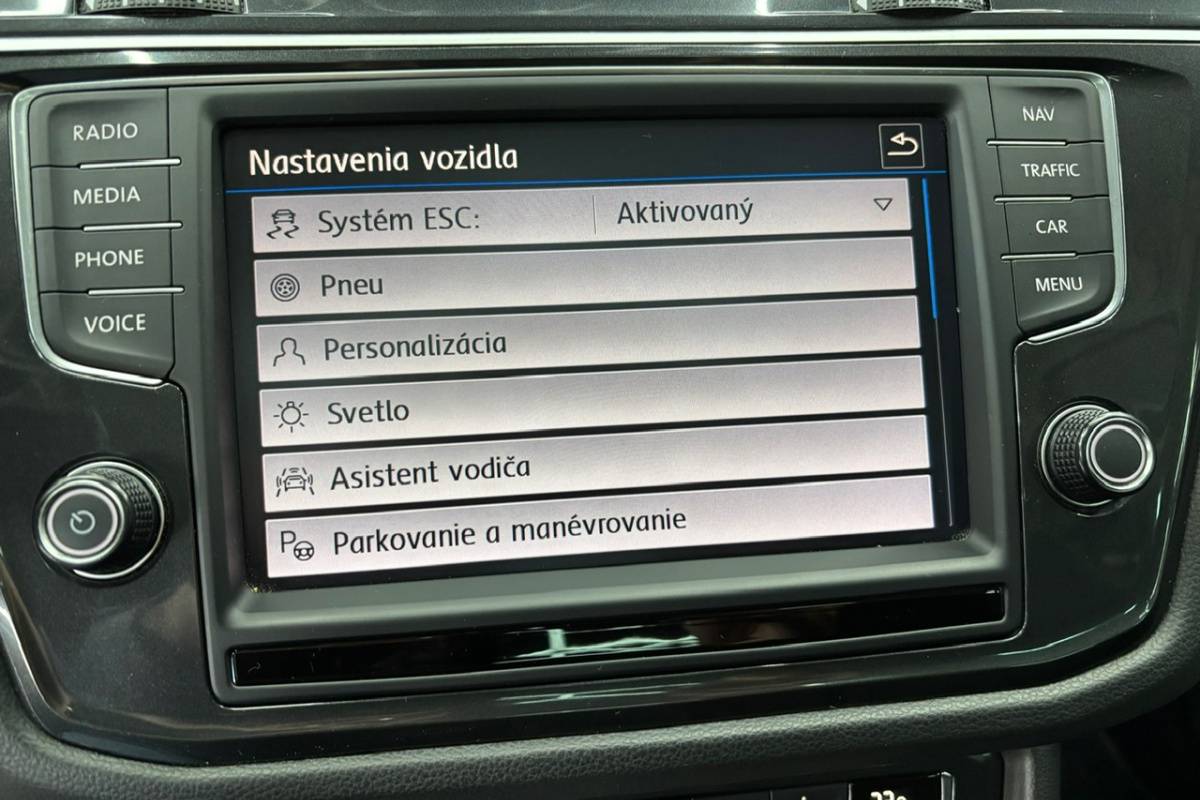 Ponuka vozidiel / Volkswagen Tiguan 2.0 TDI SCR BMT 4MOTION Highline DSG EU6 - video Ponuka vozidiel / Volkswagen Tiguan 2.0 TDI SCR BMT 4MOTION Highline DSG EU6 - video